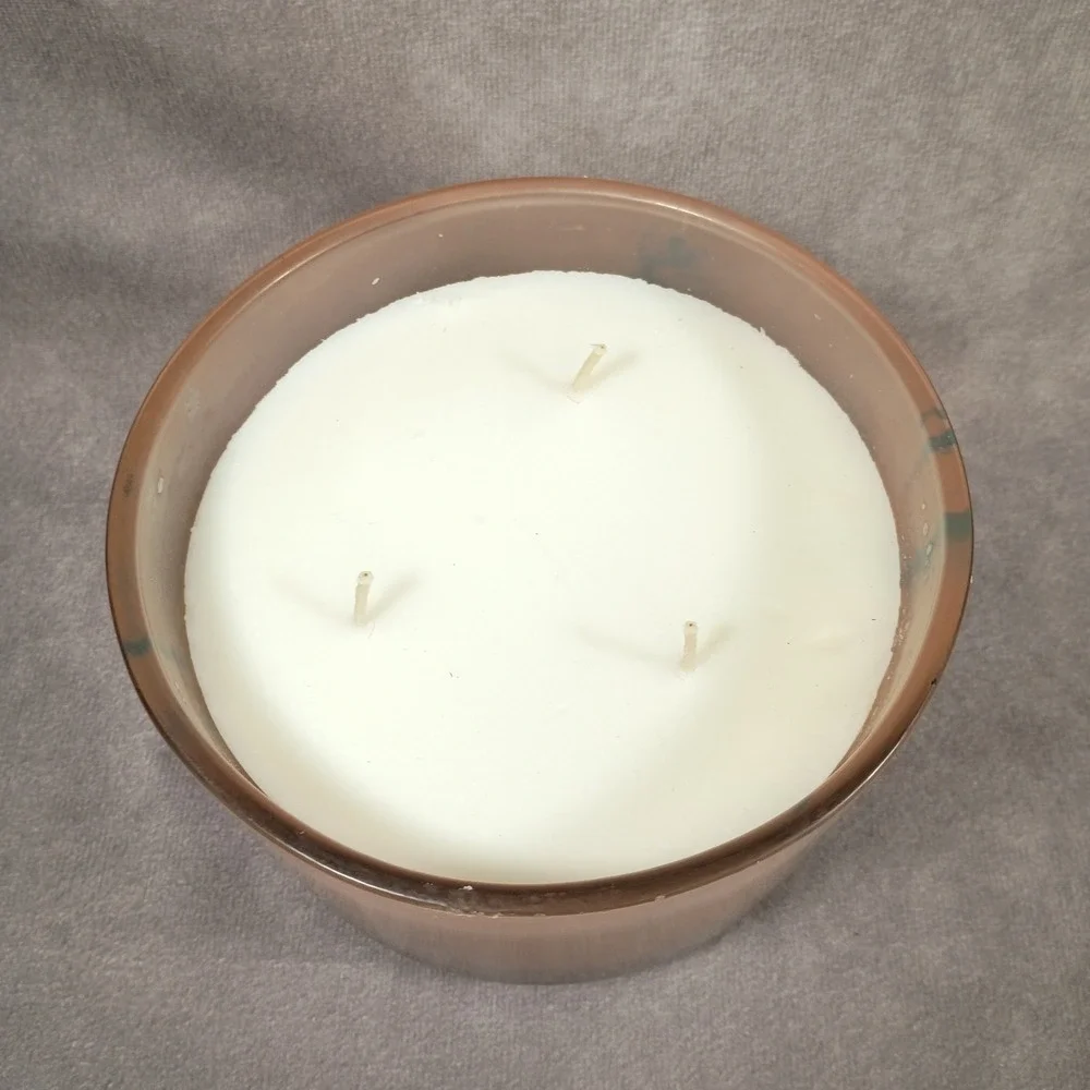 Pier 1 Imports Oceans 3 Wick 14 Oz Scented Jar‎ Candle Pier One